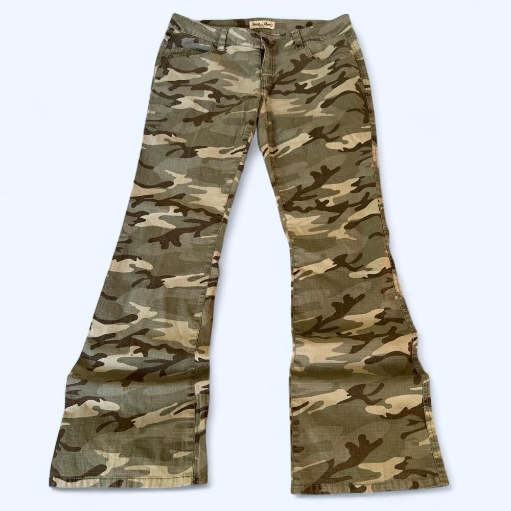 Anchor-blue Y2K Women's Camo Flared Jeans